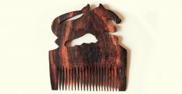 Wooden comb ~ Lion