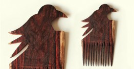 Wooden comb ~ Parrot