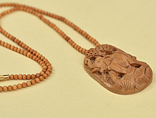 Kadam ♣ Wooden Neckpieces { v }