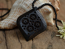 Kadam ☙ Wooden Neckpieces ☙ O