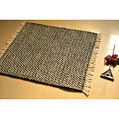 ध्यान ⚛ Woolen Aasan ⚛ D { 2' X 2' }
