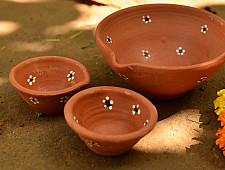 Diya { 1 Large + 2 Small Diya }