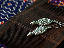 Charushila ~ Kutchi jewelry ( Bangli)