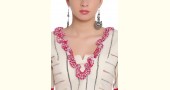 खेस ✥ Bengali traditional blouse in white khesh with gamcha frills ✥ 1