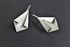 Baka ✺  Garvi Silver . Earring { 1 }