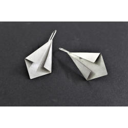 Baka ✺  Garvi Silver . Earring { 1 }