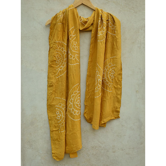 Twinkle Drops ♦ Gajji Silk . Natural Color Bandhani Stole ♦ 15