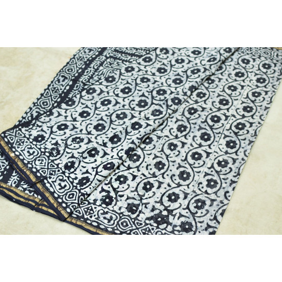 Chandni ✲ Handwoven Chanderi . Batik Saree ✲ 3