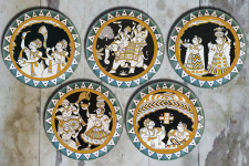 सजावट ❦ Hand painted 'Mela' Wall Plates ❦ 24 { set of 5 }