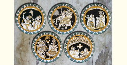 सजावट ❦ Hand painted 'Mela' Wall Plates ❦ 24 { set of 5 }