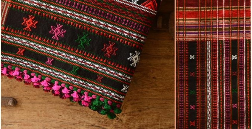 Handwoven woollen Shawl (Black), Kutch