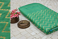 लिहाज़ ✥ Mubarakpur Handloom Saree ✥ 1