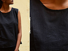 Chhabili . छबीली | Handwoven Cotton Top ♠ Carbon Black