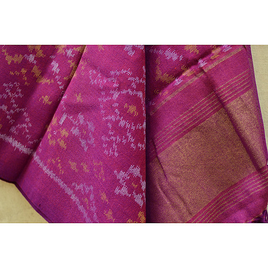 Passerine ❈ Single Ikat . Woolen Patola Shawl ❈ 4