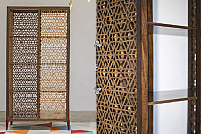 Kashmiri Pinjra Kari . Zoondan Book Shelve - 5