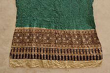 Flavors of fusion ★ Ajrakh & Bandhani ★ Gajji Silk Dupatta . H