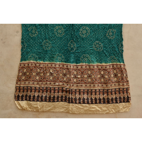 Flavors of fusion★ Ajrakh & Bandhani ★ Gajji Silk Dupatta . J