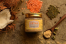 Ubtan ☘ Face Scrub - Coconurish Scrub ☘ 1 { 100gm }