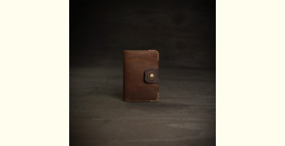 रिक्त . Rikt ~ Walnut travel Wallet