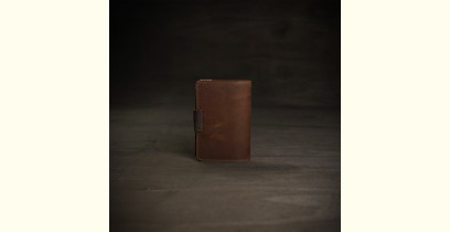 रिक्त . Rikt ~ Walnut travel Wallet