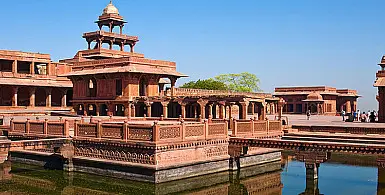 10 famous arts and crafts of Uttar Pradesh