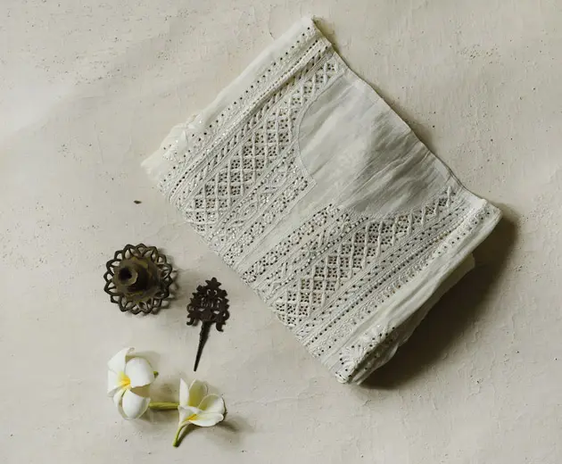 buy Chikankari Kurta