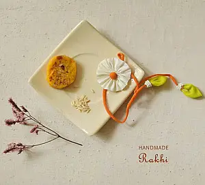 Threads of Tradition ⊛ Handmade Rakhi & Lumba | Shipping internationally