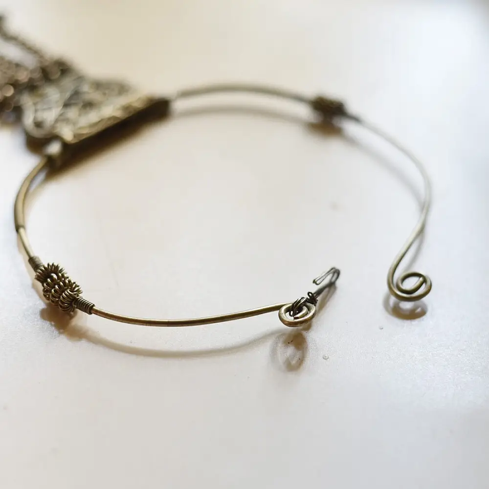 shop Handmade Vintage Jewelry - hansadi / Necklace 