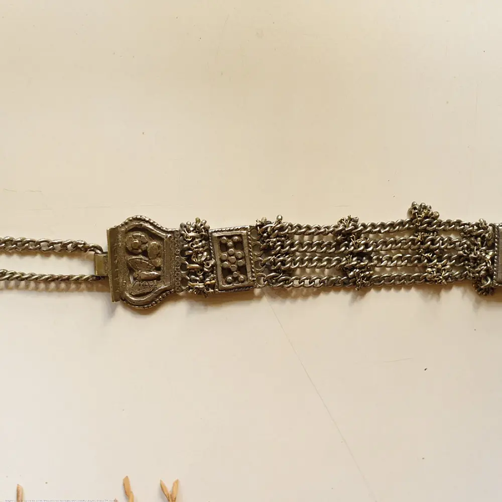shop Handmade Vintage Jewelry - Long Necklace 