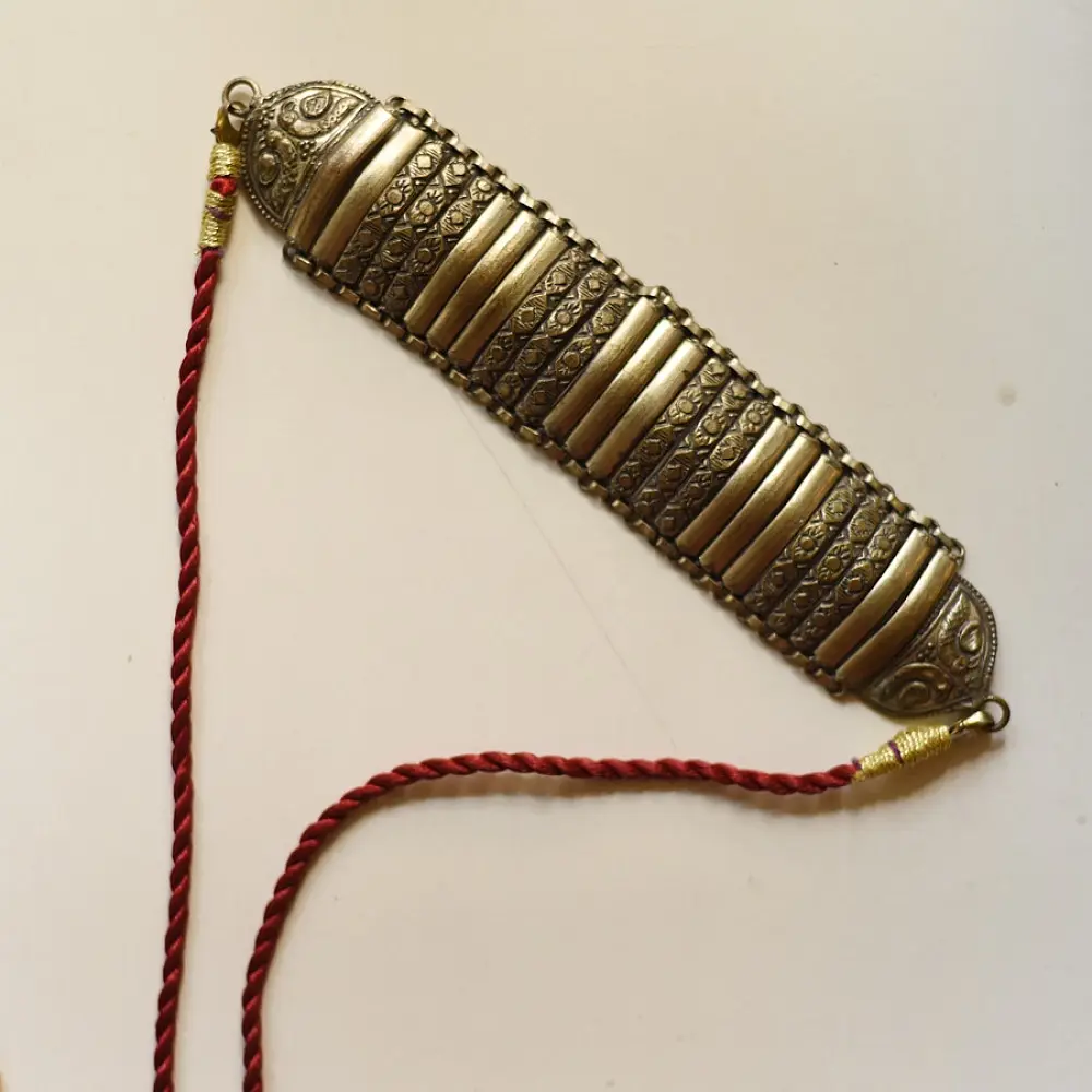 shop Handmade Vintage Jewelry - Necklace 