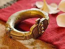 Kanupriya ~ White Metal Vintage Holow Kada 