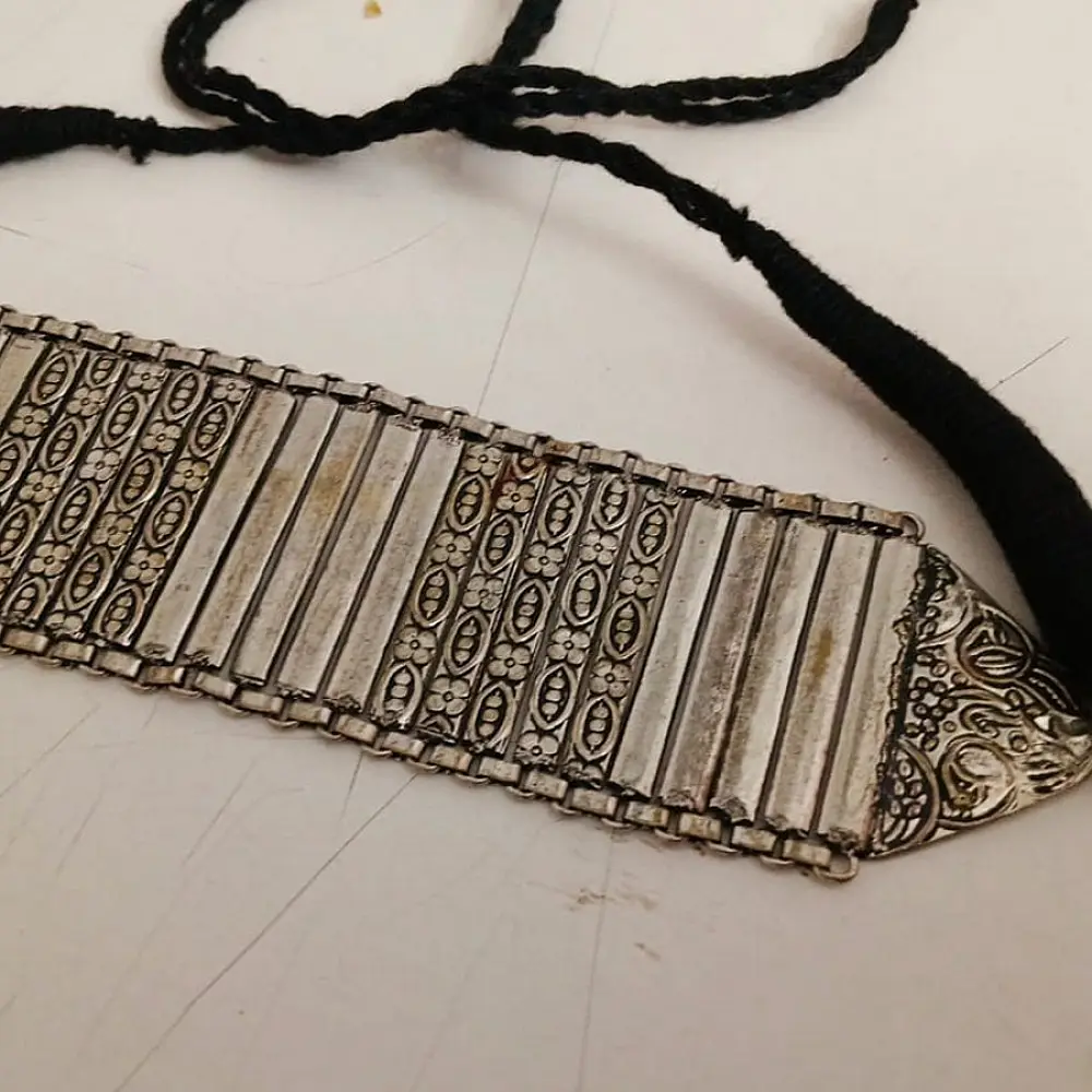 shop Handmade Vintage Jewelry - Necklace 