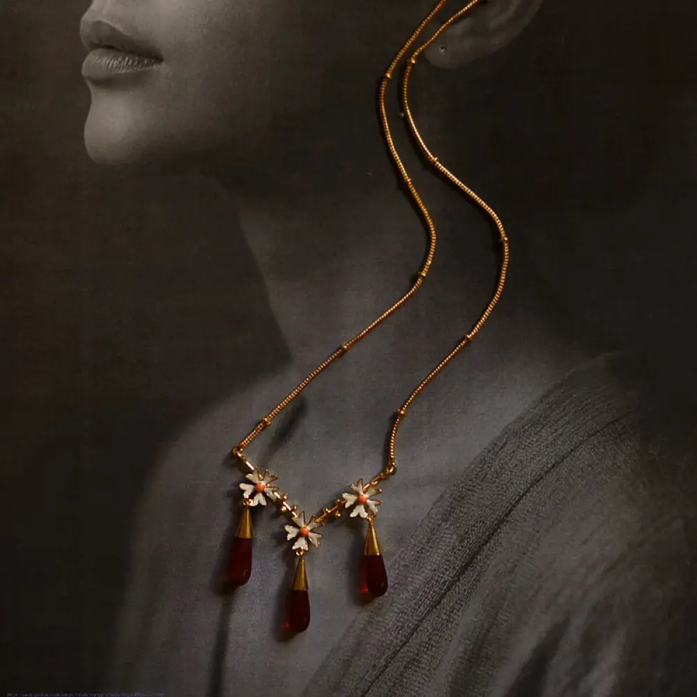 online Handmade designer glass Necklace - Red