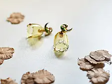 Kusumaprabha . कुसुमांप्रभा | Designer Glass Earring - Perrot Jhumka