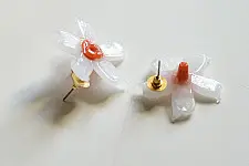 Kusumaprabha . कुसुमांप्रभा ✦ Handmade Glass Earring - Shiuli Flower
