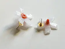 Kusumaprabha . कुसुमांप्रभा ✦ Handmade Glass Earring - Shiuli Flower