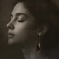Kusumaprabha . कुसुमांप्रभा | Designer Glass Earring - Pink