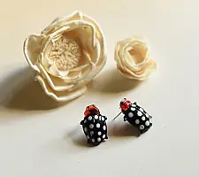 Kusumaprabha . कुसुमांप्रभा ✦ Handcrafted Glass Earring - Polka Bug