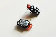 Kusumaprabha . कुसुमांप्रभा ✦ Handcrafted Glass Earring - Polka Bug