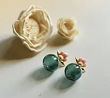 Kusumaprabha . कुसुमांप्रभा ✦ Handcrafted Glass Earring - Lotus Bud