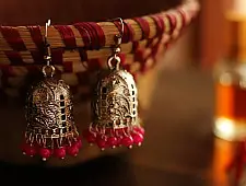 इशाना ✽ White Metal ✽ Earring 3
