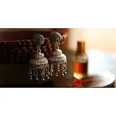 इशाना ✽ White Metal ✽ Earring 6