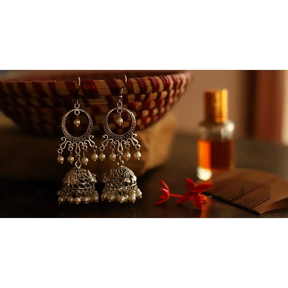 इशाना ✽ White Metal ✽ Earring 8