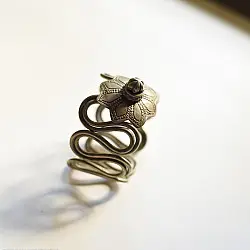 Kanupriya ꙰ Handmade Bharwadi Kada
