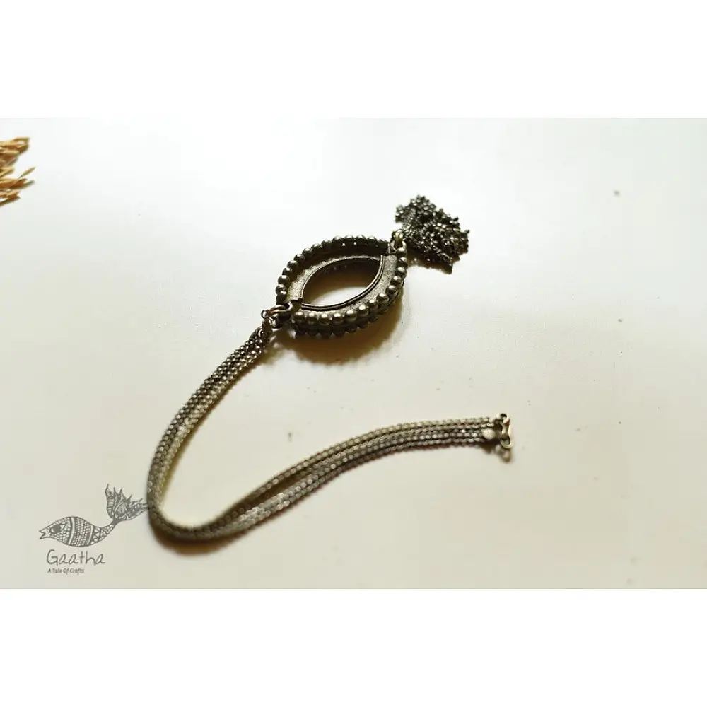 shop Handmade Vintage Jewelry - Necklace