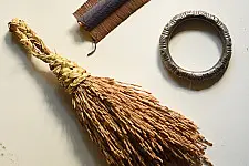 Kanupriya ꙰ Vintage Hollow Ankle Kada 