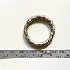 Kanupriya ꙰ Vintage Hollow Ankle Kada 