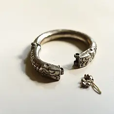 Kanupriya ꙰ Handmade Trible Heavy Solid Kada
