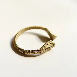 Kanupriya ꙰ Handmade Brass Unisex Solid Kada - Snake