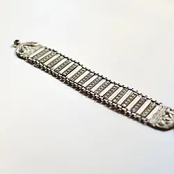 Kanupriya ꙰ Handmade Rabari Bracelet